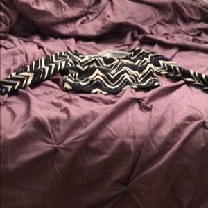 Crop top black & white